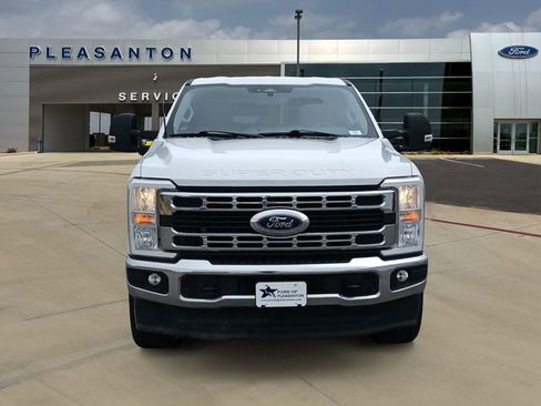 Certified 2024 Ford F250 XLT w/ FX4 Off-Road Package AWD/4WD image 8