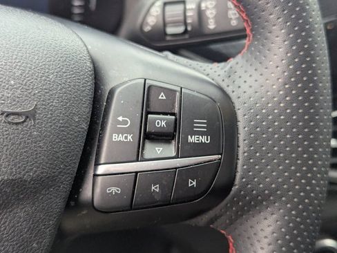 Used 2023 Ford Escape ST-Line image 18