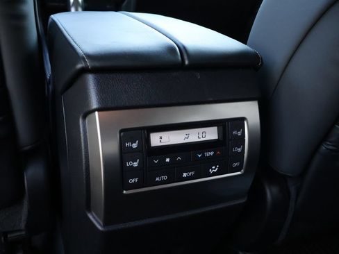Used 2023 Lexus GX 460 Premium AWD/4WD image 21