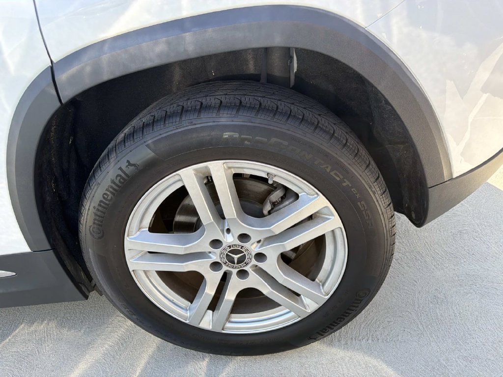Used 2021 Mercedes-Benz GLA 250 w/ Premium Package image 6