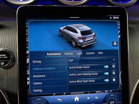 Used 2023 Mercedes-Benz GLC 300 4MATIC image 38