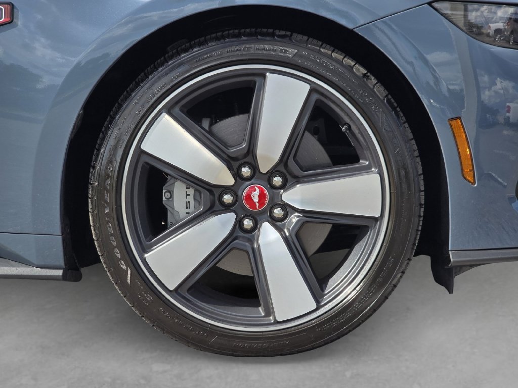 Used 2025 Ford Mustang GT Premium w/ 60th Anniversary Package RWD image 10