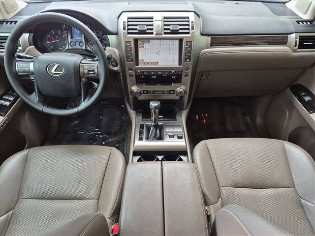 Used 2018 Lexus GX 460 w/ Navigation Package AWD/4WD image 19