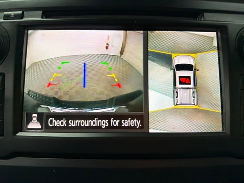 Used 2019 Nissan Titan PRO-4X w/ Pro-4x Convenience Package image 27