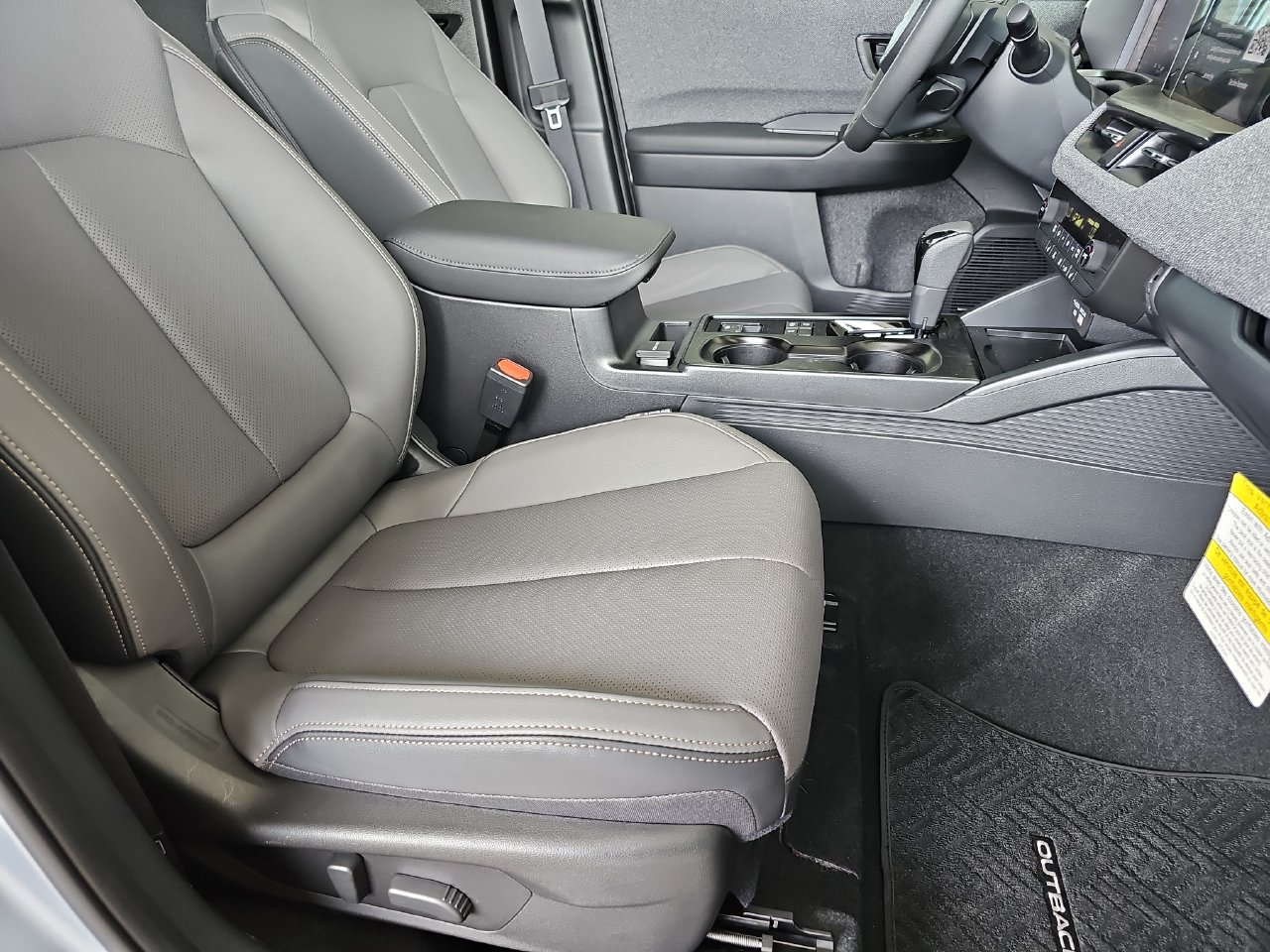 New 2026 Subaru Outback Limited AWD/4WD image 10