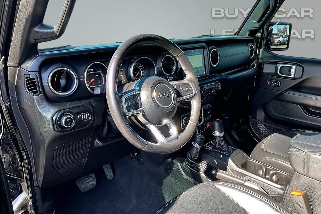 Used 2020 Jeep Gladiator Overland AWD/4WD image 14