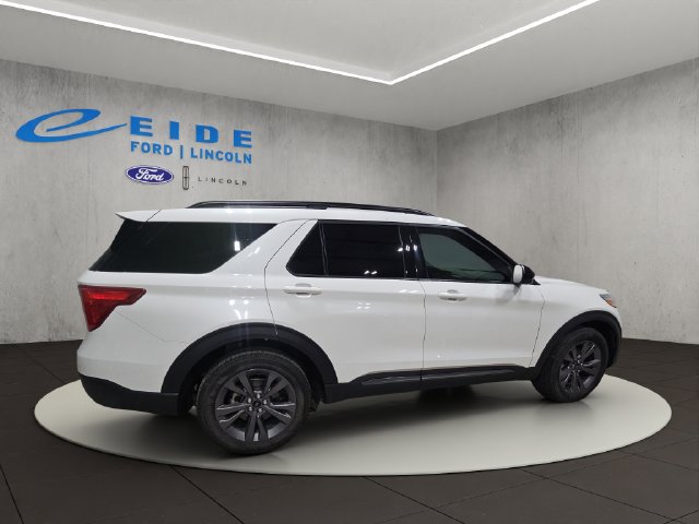 Certified 2024 Ford Explorer XLT w/ Equipment Group 202A AWD/4WD image 7