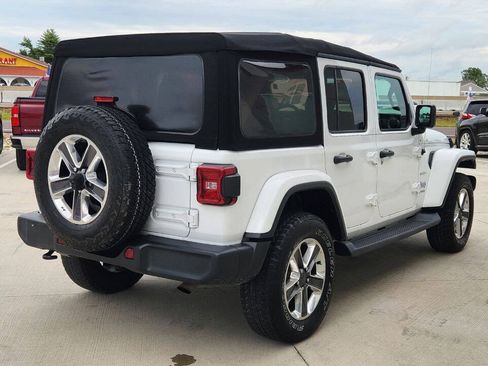 Used 2020 Jeep Wrangler Unlimited Sahara AWD/4WD image 6