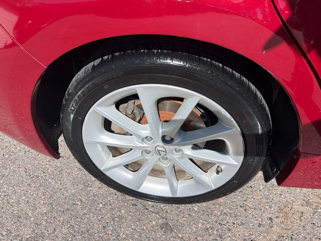 Used 2013 Lexus CT 200h w/ Premium Pkg w/Navigation FWD image 20