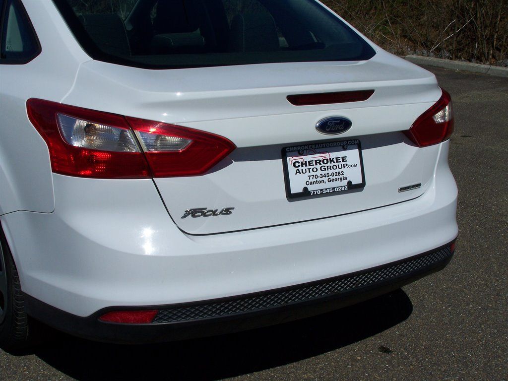 Used 2013 Ford Focus S FWD image 23