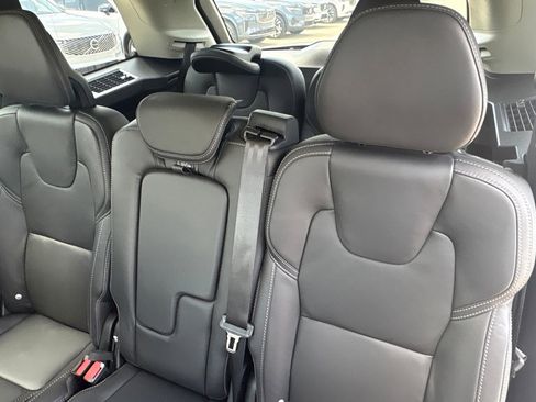 New 2026 Volvo XC90 B5 Ultra w/ Protection Package Premier image 23