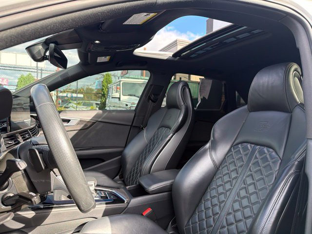 Used 2022 Audi S4 Prestige AWD/4WD image 12