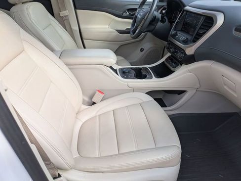 Used 2020 GMC Acadia Denali w/ LPO, Floor Liner Package image 30