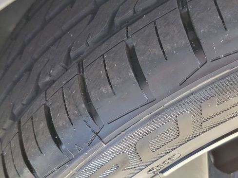 Used 2024 Kia Seltos EX image 13