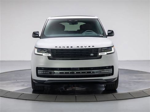New 2026 Land Rover Range Rover Long Wheelbase Autobiography AWD/4WD image 8