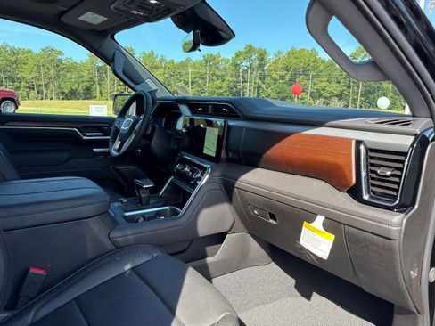 New 2026 GMC Sierra 1500 Denali w/ Denali Reserve Package image 12