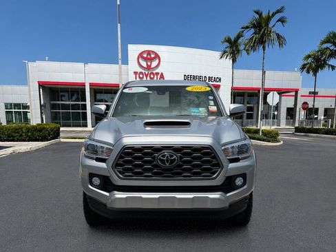 Used 2023 Toyota Tacoma TRD Sport w/ Technology Package AWD/4WD image 2