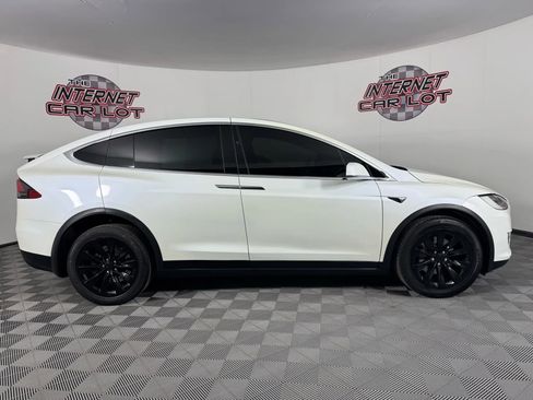Used 2017 Tesla Model X 100D image 8