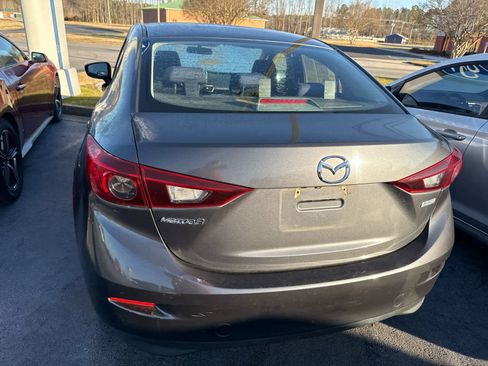 Used 2016 MAZDA MAZDA3 i Sport image 17