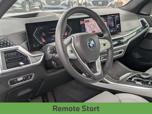 Used 2023 BMW X7 xDrive40i w/ Premium Package image 13