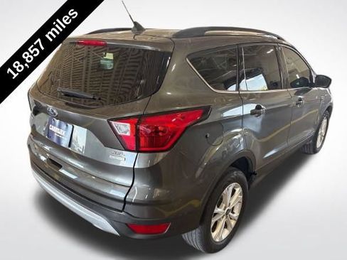 Used 2019 Ford Escape SEL FWD image 2