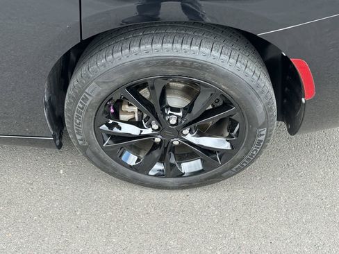 Certified 2022 Dodge Charger SXT w/ Navigation & Travel Group AWD/4WD image 4