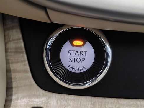 Used 2020 Nissan Murano SV w/ Premium Package FWD image 33