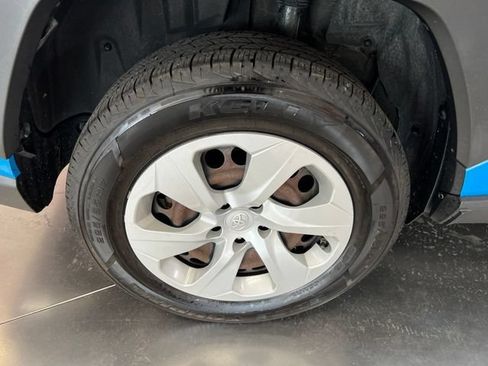 Used 2019 Toyota RAV4 LE w/ All Weather Liner Package FWD image 9