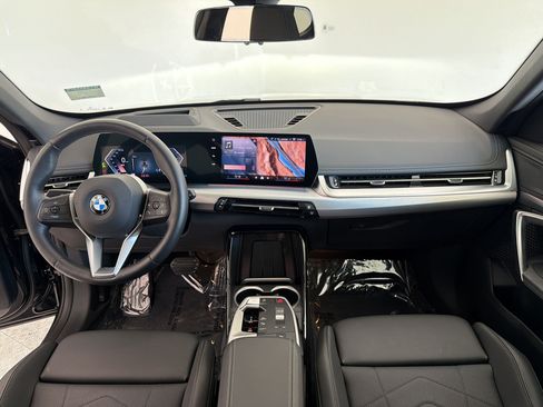 Used 2026 BMW X1 xDrive28i w/ Technology Package AWD/4WD image 16