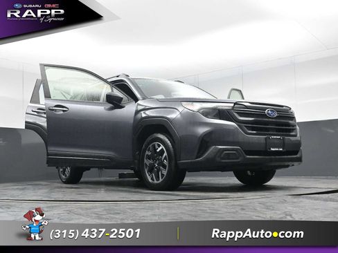 Used 2025 Subaru Forester AWD/4WD image 35