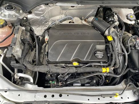 Certified 2024 Chevrolet Trax LS w/ LS Convenience Package image 21