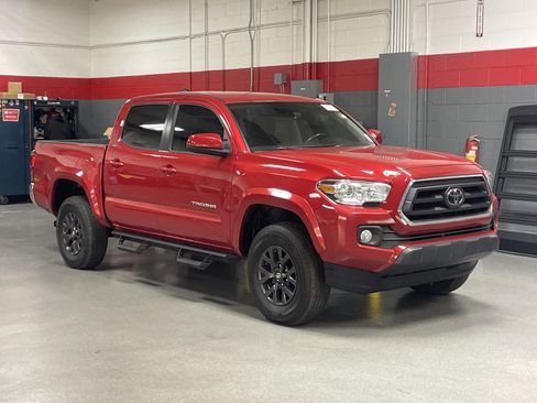 Used 2021 Toyota Tacoma SR5 image 2