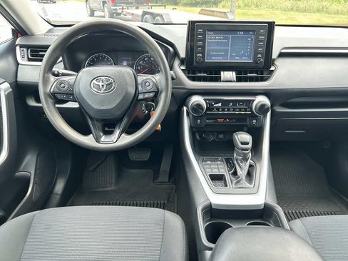 Used 2019 Toyota RAV4 LE w/ All Weather Liner Package AWD/4WD image 19