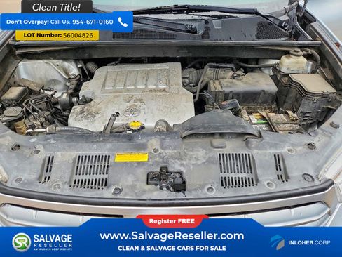 Used 2012 Toyota Highlander SE FWD image 16