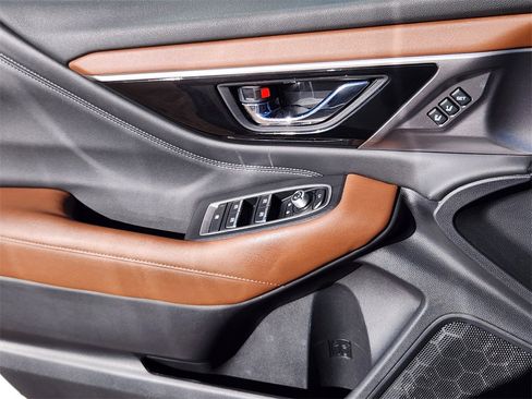 Used 2020 Subaru Outback Touring w/ Popular Package #2 image 6