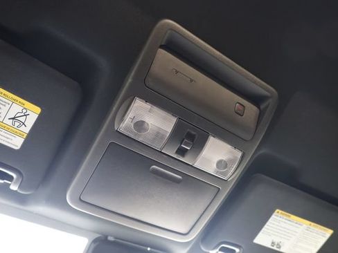 Certified 2025 Nissan Frontier PRO-4X w/ Interior Protection Package AWD/4WD image 27