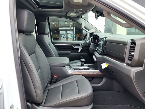 New 2026 GMC Sierra 1500 SLT w/ SLT Premium Plus Package AWD/4WD image 39