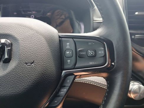 Used 2024 RAM 1500 Limited AWD/4WD image 17