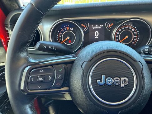 Used 2019 Jeep Wrangler Sport AWD/4WD image 28