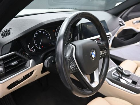 Used 2019 BMW 330i Sedan w/ Driving Assistance Package image 15