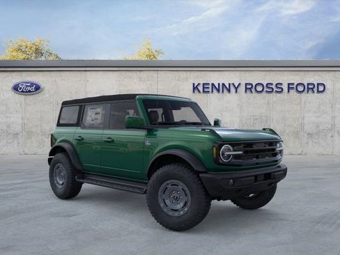 New 2025 Ford Bronco Outer Banks w/ Sasquatch Package image 7