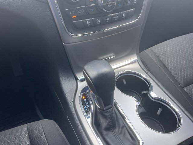 Used 2021 Jeep Grand Cherokee Laredo w/ Security & Convenience Group AWD/4WD image 32