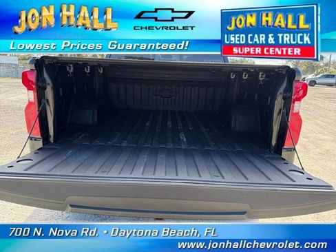 Used 2025 Chevrolet Silverado 1500 LT Trail Boss w/ Convenience Package II image 13