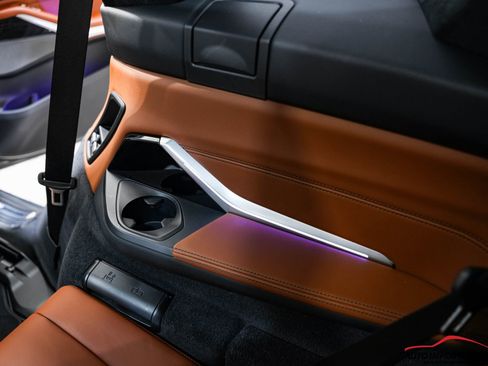 Used 2025 BMW X7 xDrive40i w/ Executive Package image 69