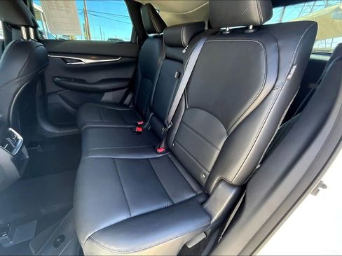 Certified 2025 INFINITI QX50 Pure image 37