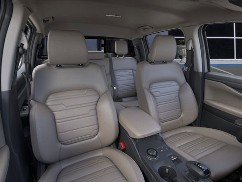 New 2026 Ford Ranger Lariat w/ Chrome Accent Package image 37