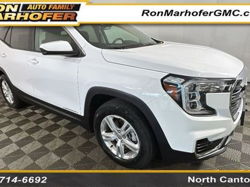 Used 2024 GMC Terrain SLE FWD image 1