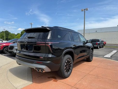 New 2026 Chevrolet Traverse Z71 w/ Driver Confidence Package AWD/4WD image 6