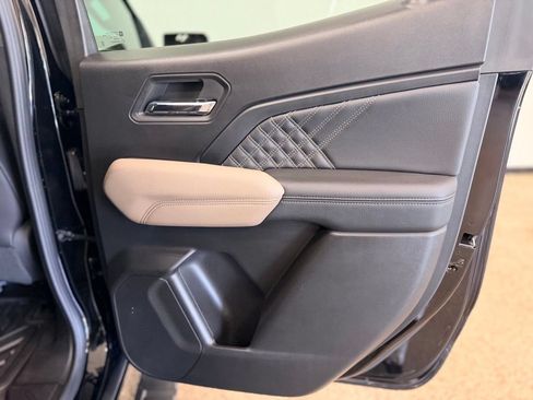 Used 2023 GMC Canyon Denali AWD/4WD image 19