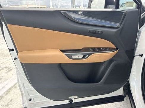 Certified 2025 Lexus NX 350 AWD w/ Accessory Package (K3) image 13
